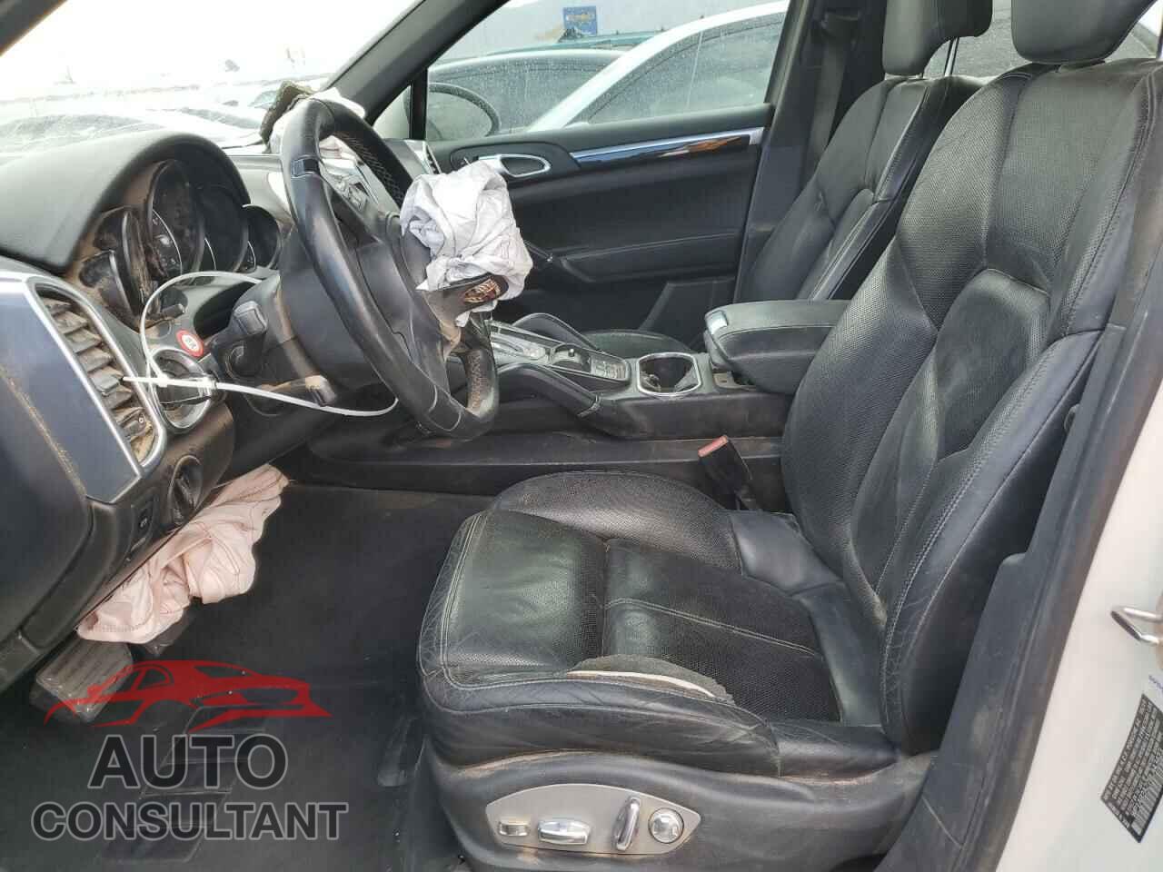 PORSCHE CAYENNE 2011 - WP1AB2A27BLA43423