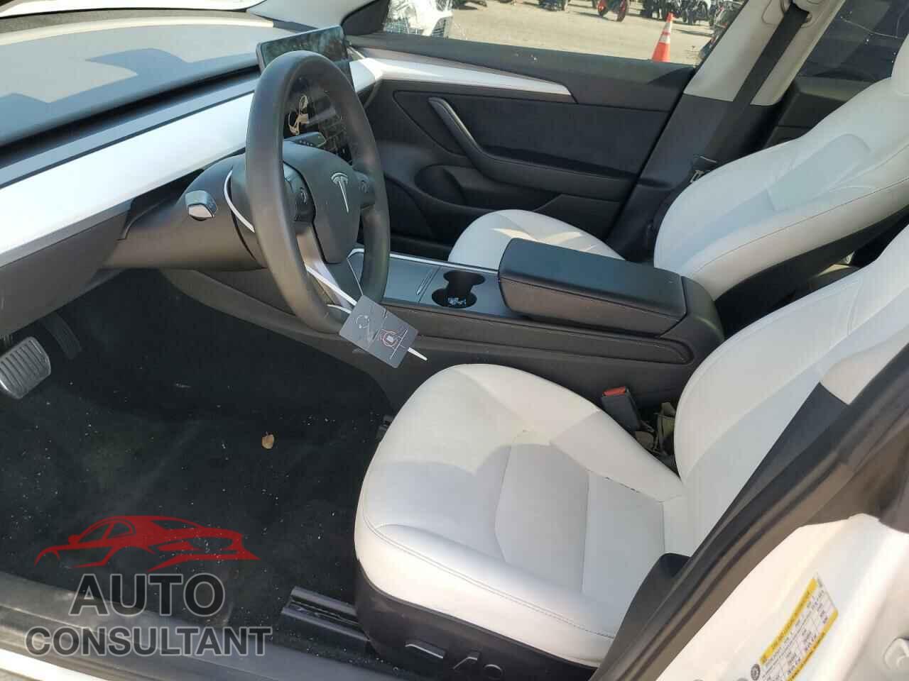 TESLA MODEL 3 2022 - 5YJ3E1EB3NF131298
