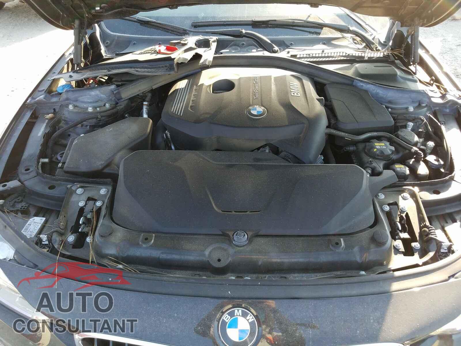BMW 3 SERIES 2018 - WBA8B9C53JEE81939