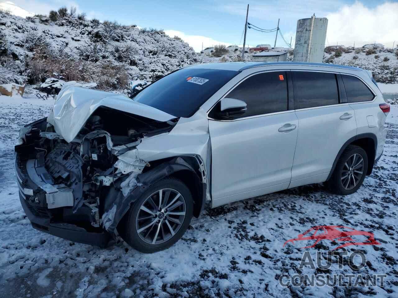 TOYOTA HIGHLANDER 2018 - 5TDJZRFH1JS892463