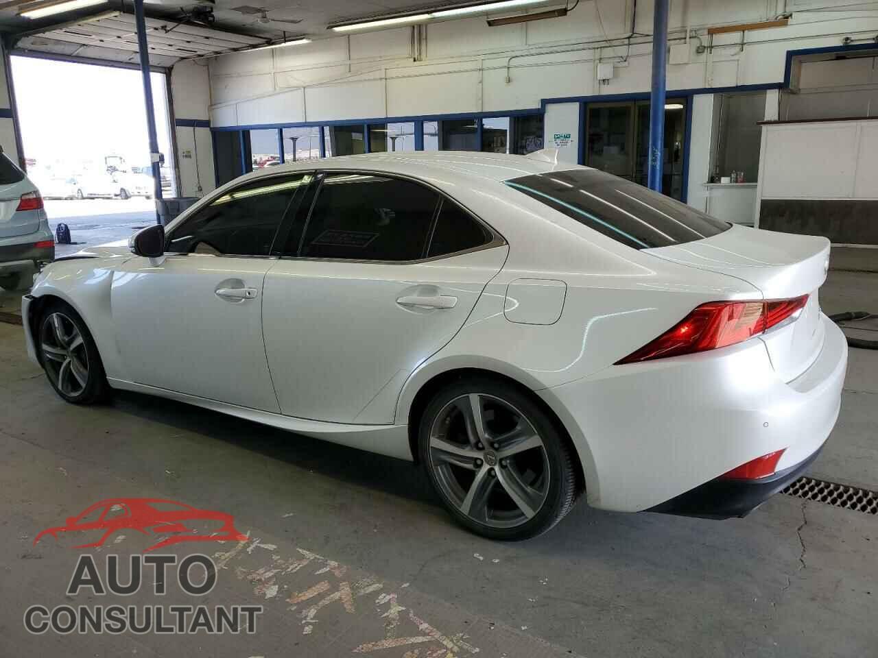 LEXUS IS 2017 - JTHCM1D28H5017130