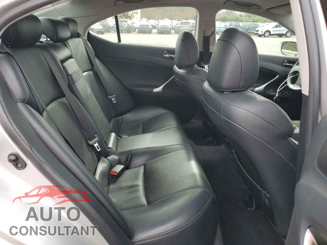 LEXUS IS 2010 - JTHCF5C26A5043749