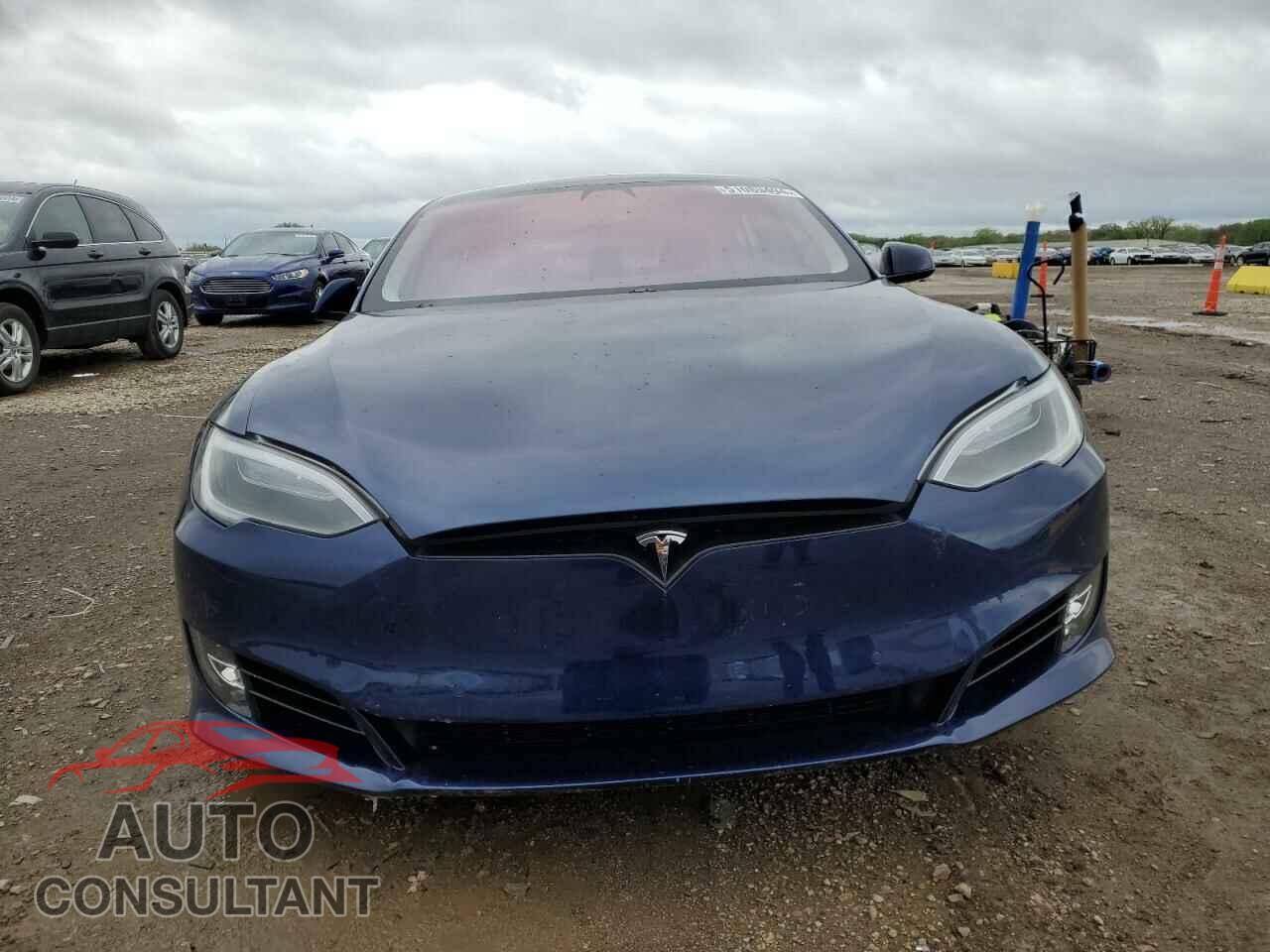 TESLA MODEL S 2017 - 5YJSA1E2XHF210673