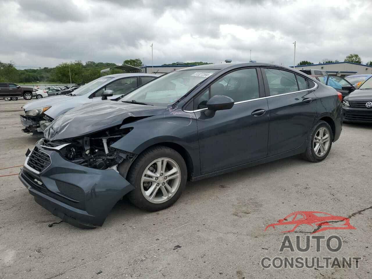 CHEVROLET CRUZE 2018 - 1G1BE5SMXJ7158841