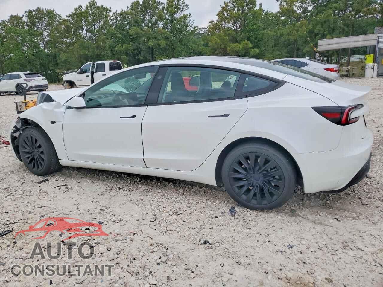 TESLA MODEL 3 2025 - 5YJ3E1EA5SF979153