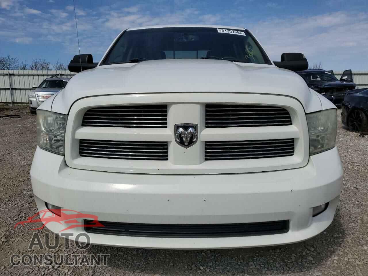 DODGE RAM 1500 2012 - 1C6RD7MT1CS226525