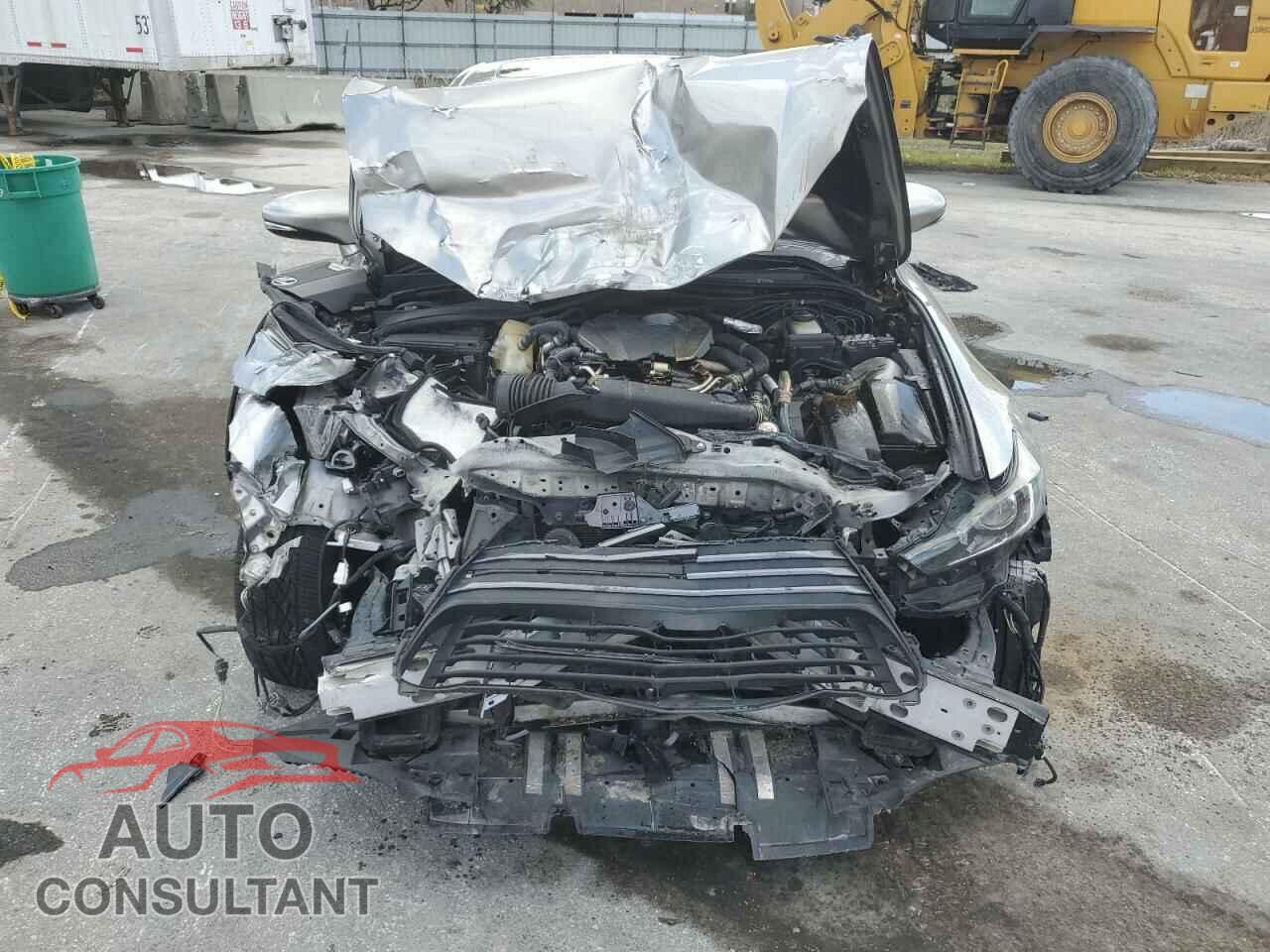 LEXUS IS 2018 - JTHBA1D20J5069345