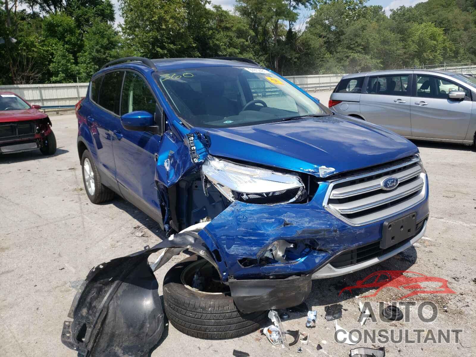 FORD ESCAPE 2018 - 1FMCU0GDXJUD17073