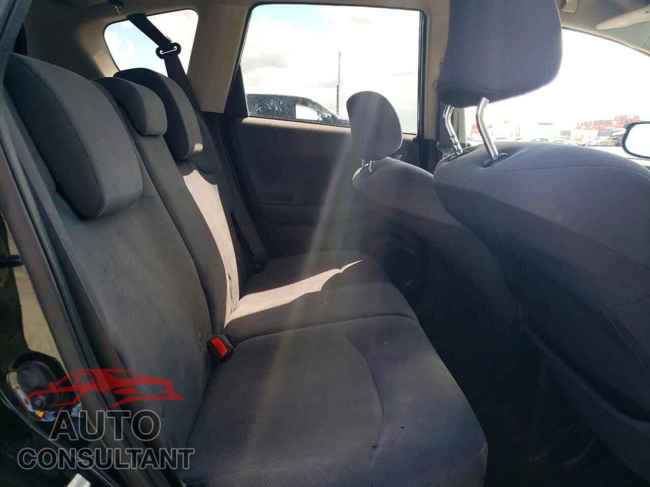 HONDA FIT 2012 - JHMGE8H33CC032617