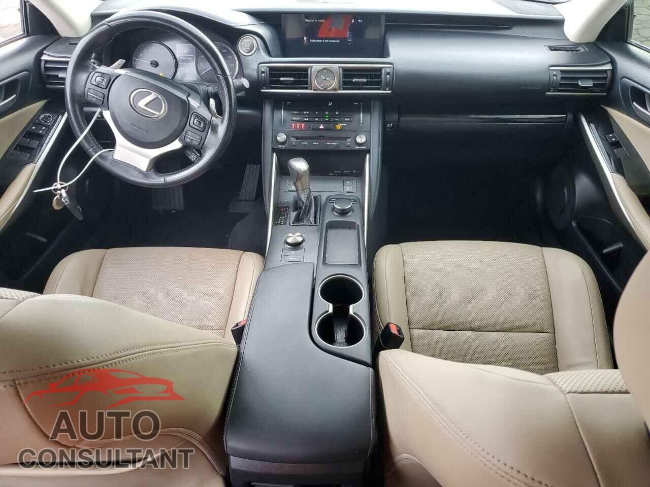 LEXUS IS 2017 - JTHCM1D23H5016354