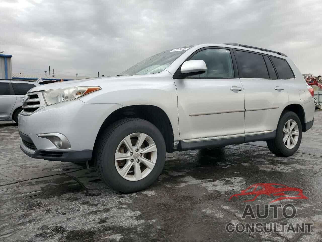 TOYOTA HIGHLANDER 2012 - 5TDBK3EH8CS128975