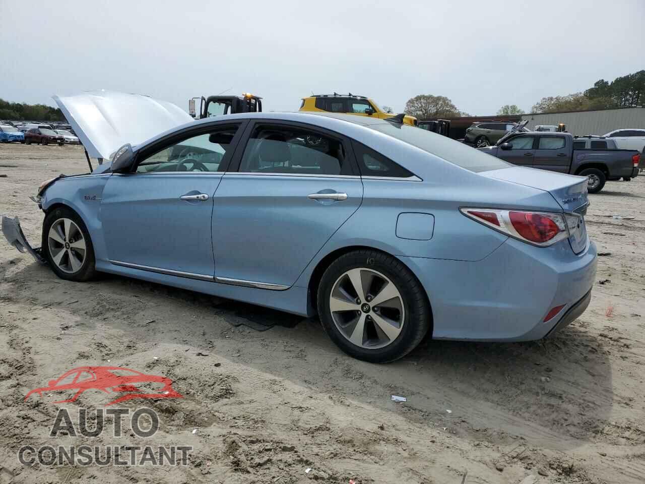 HYUNDAI SONATA 2011 - KMHEC4A4XBA007407