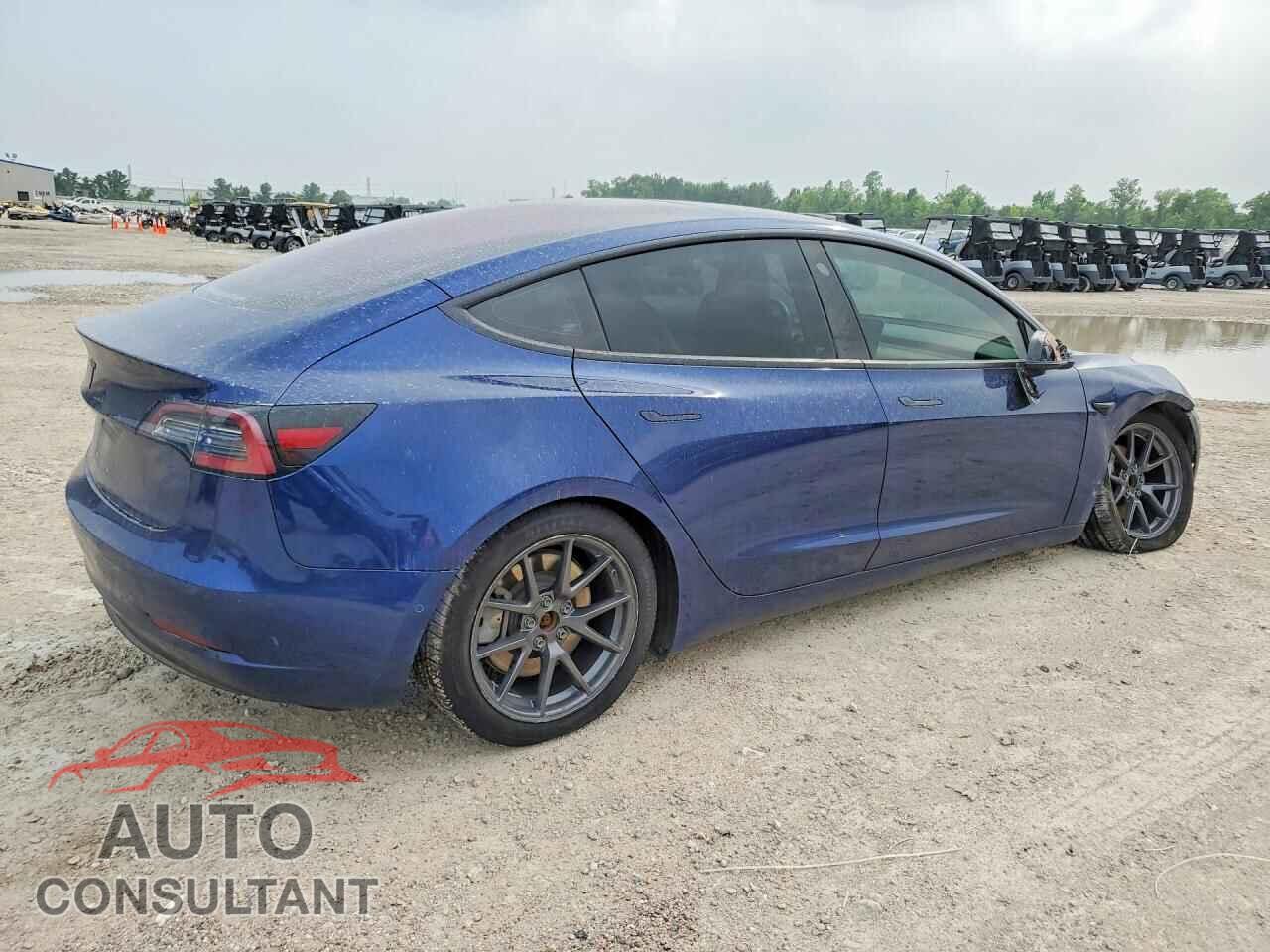 TESLA MODEL 3 2018 - 5YJ3E1EA3JF032532