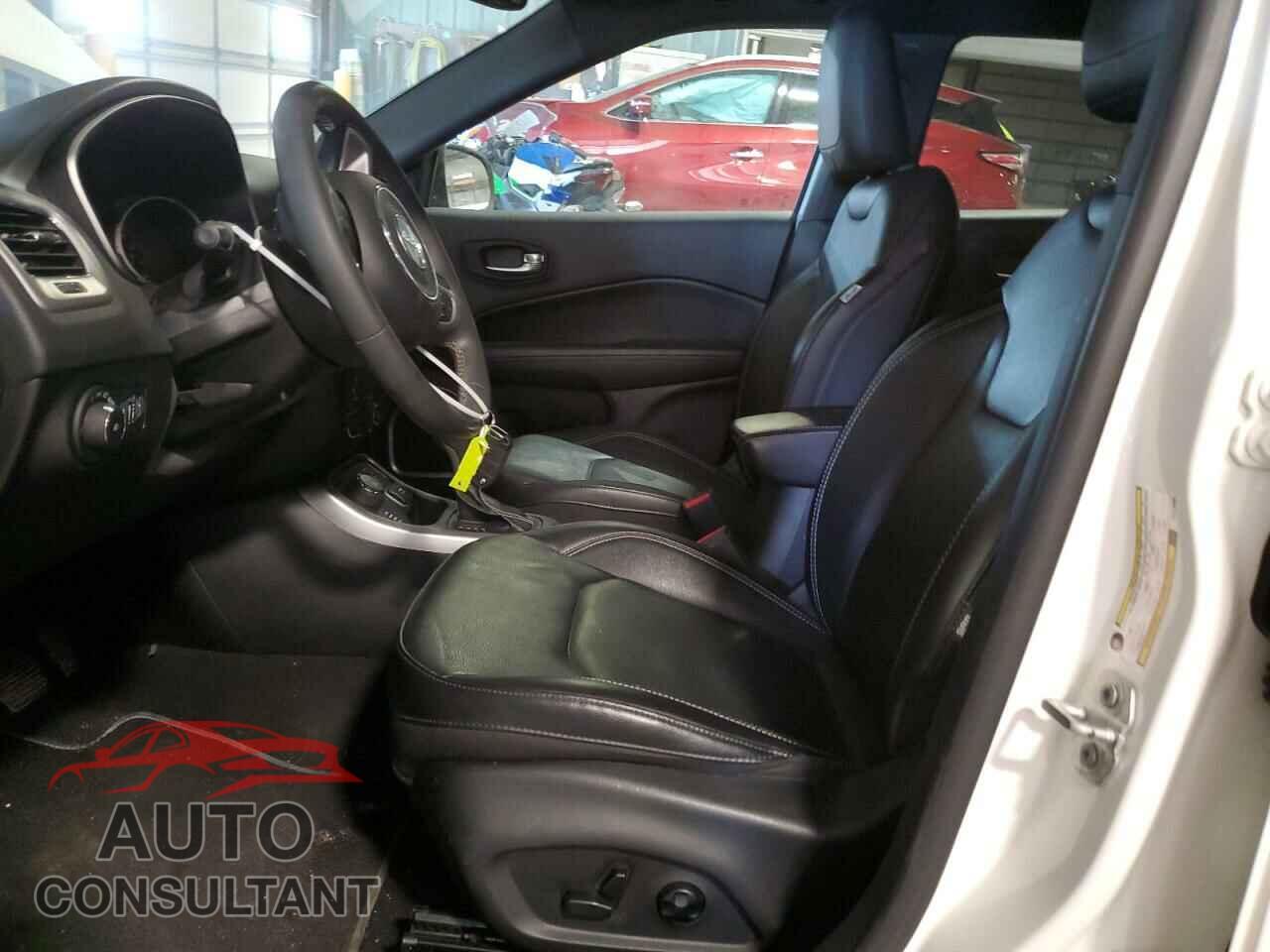 JEEP COMPASS 2021 - 3C4NJDEB7MT519060