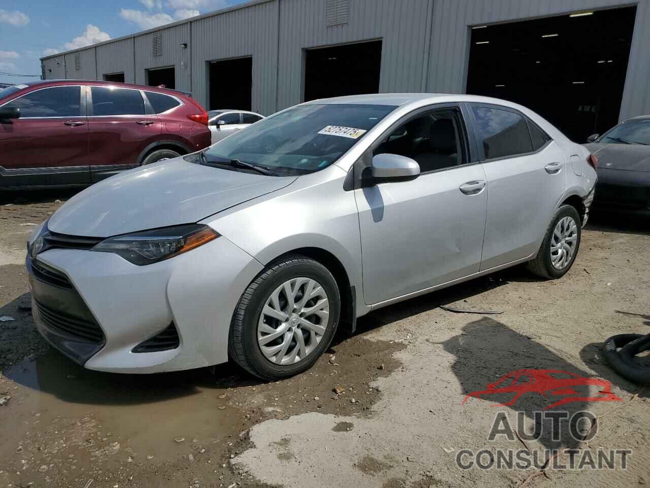 TOYOTA COROLLA 2018 - 2T1BURHE7JC047731