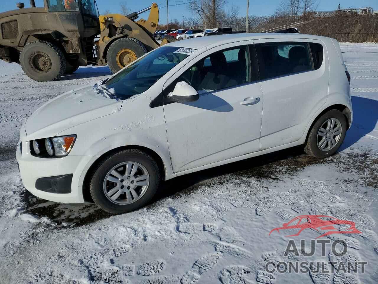 CHEVROLET SONIC 2015 - 1G1JC6SH9F4107687