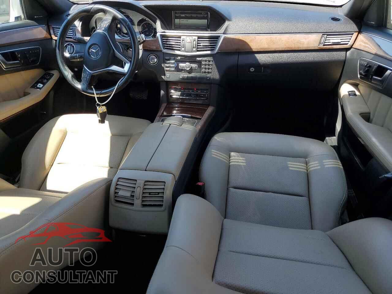 MERCEDES-BENZ E-CLASS 2013 - WDDHF5KB9DA689572