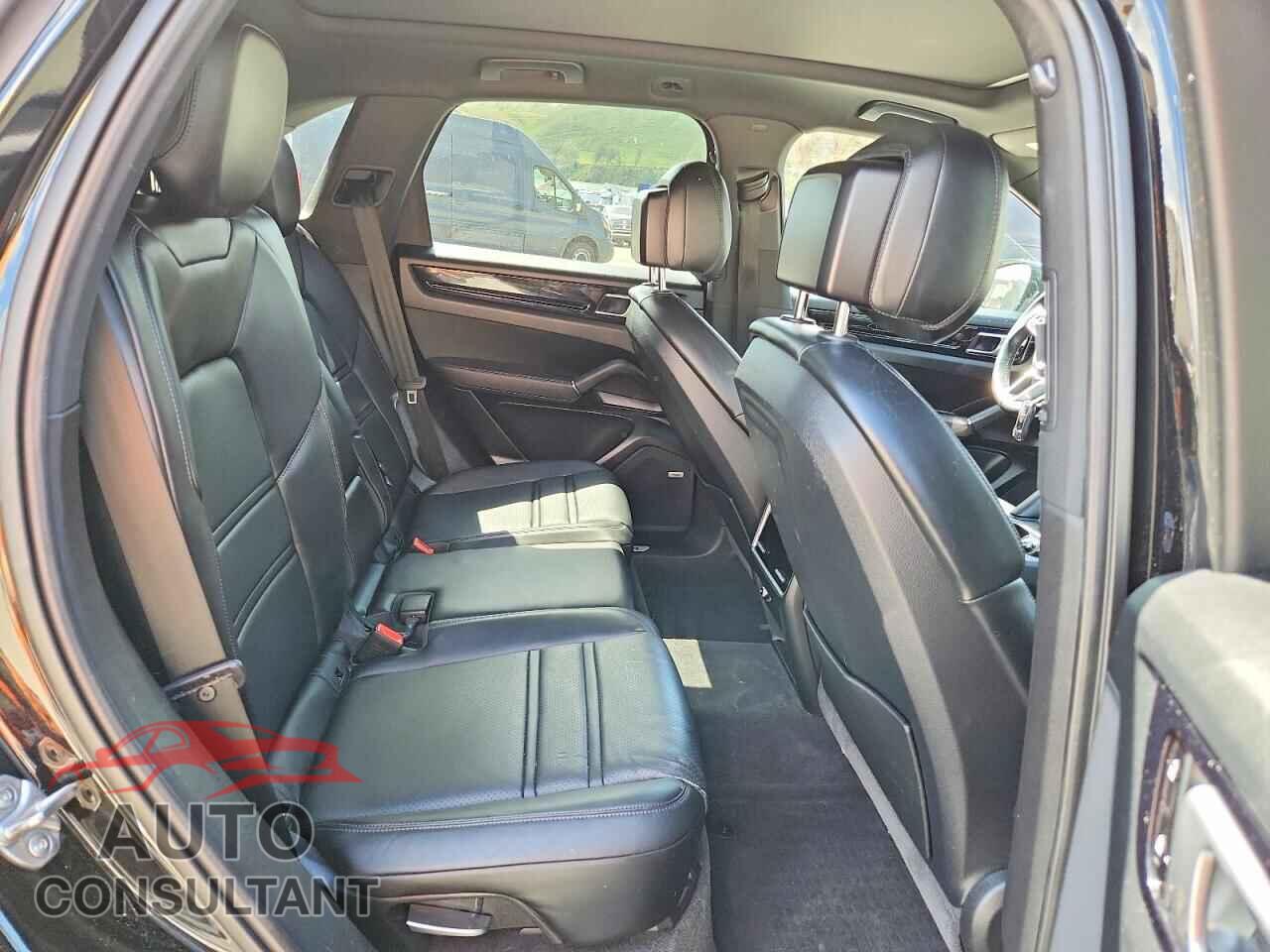 PORSCHE CAYENNE 2021 - WP1AA2AY4MDA00436