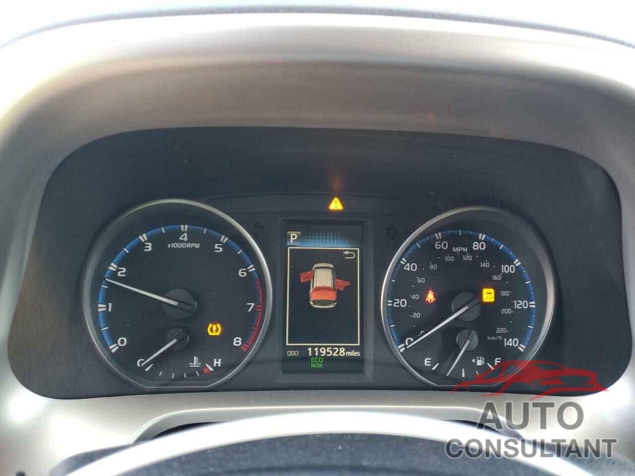 TOYOTA RAV4 2017 - JTMBFREVXHJ700923