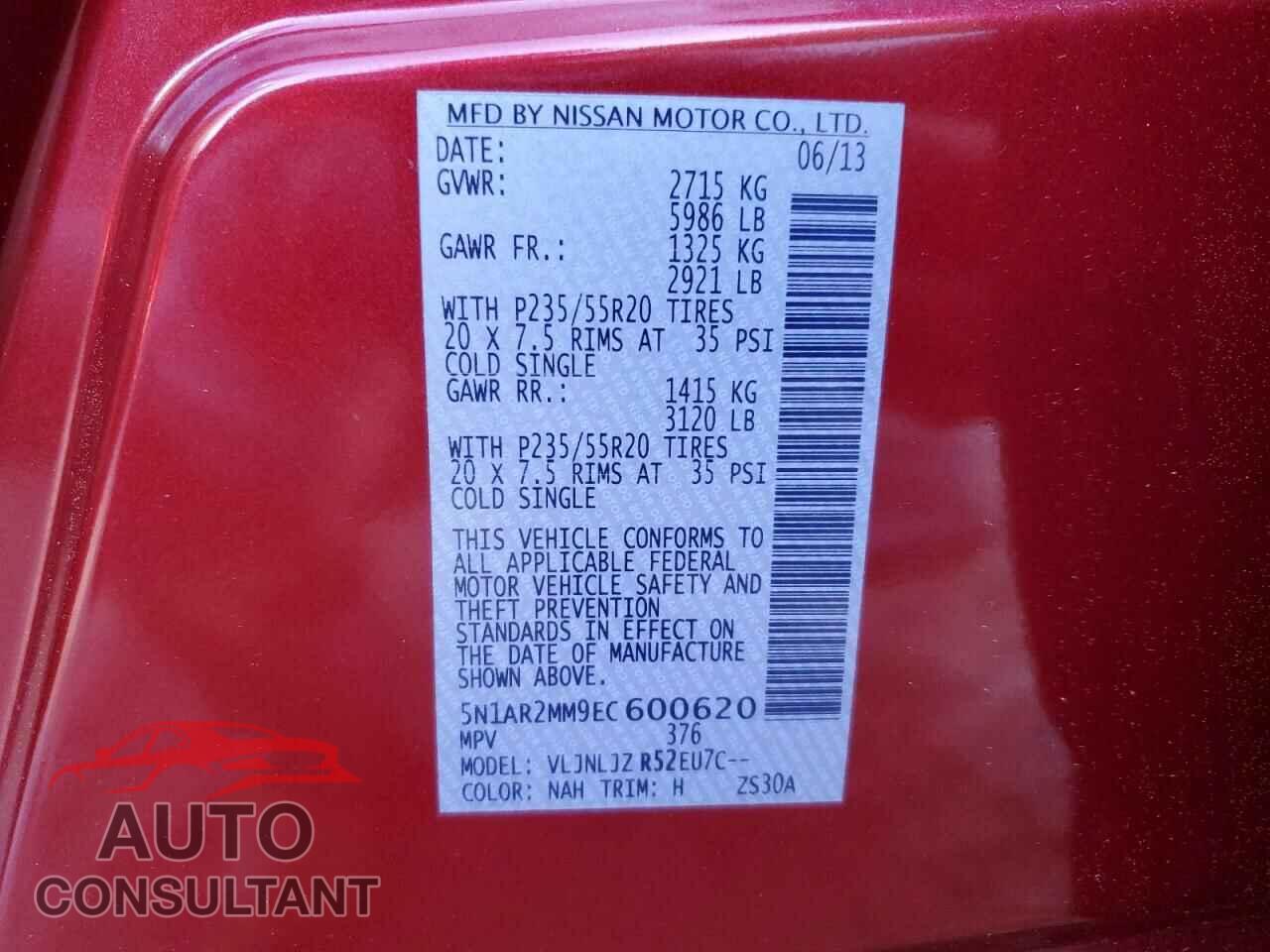 NISSAN PATHFINDER 2014 - 5N1AR2MM9EC600620