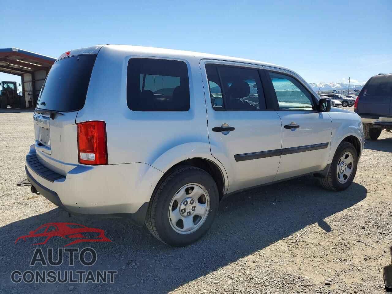 HONDA PILOT 2011 - 5FNYF3H28BB030103