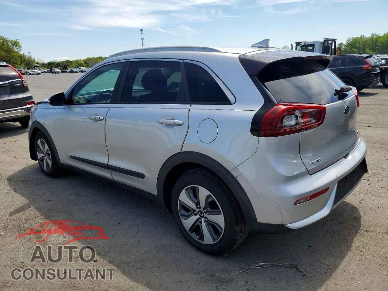 KIA NIRO 2017 - KNDCC3LC3H5037151