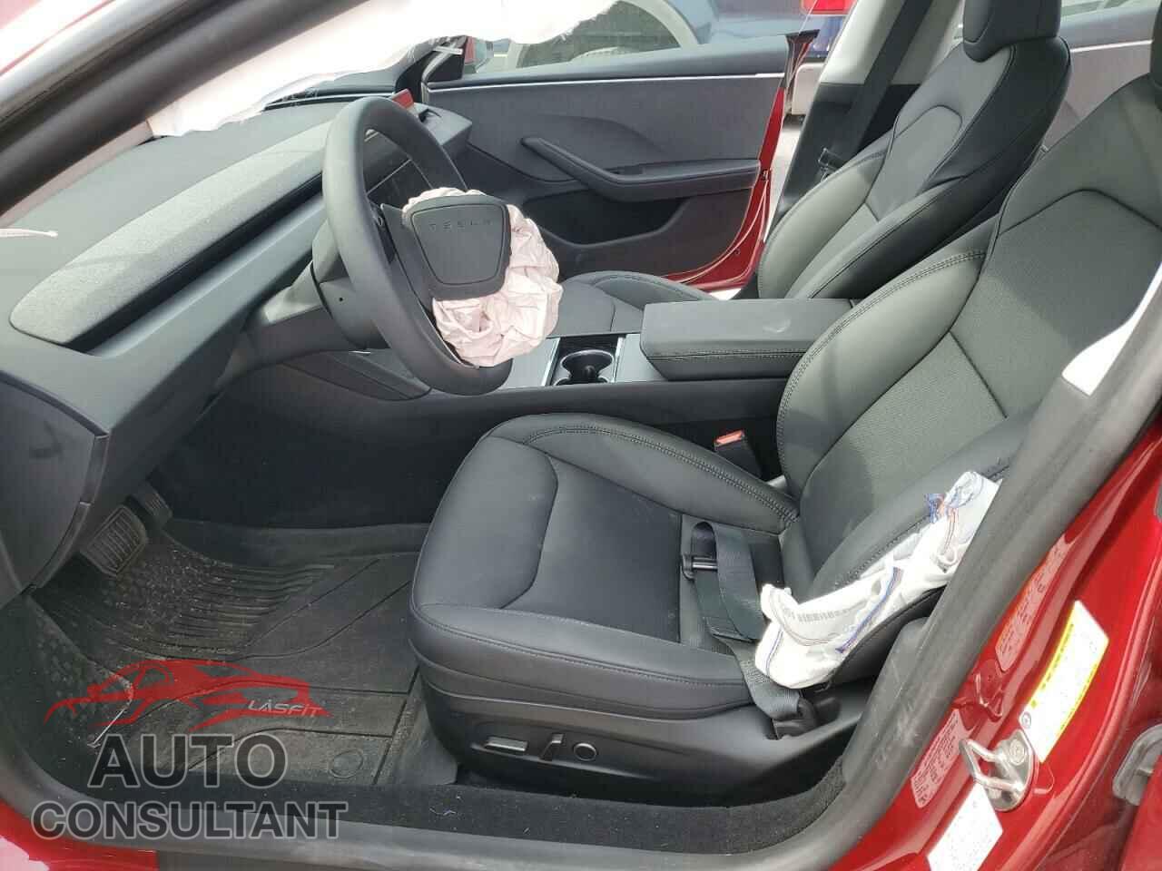 TESLA MODEL 3 2024 - 5YJ3E1EA4RF784705