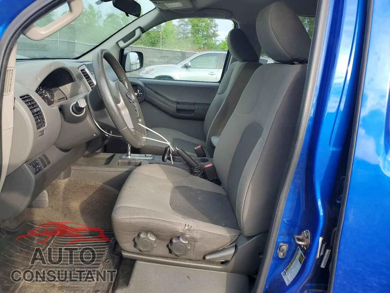 NISSAN XTERRA 2013 - 5N1AN0NW2DN823066