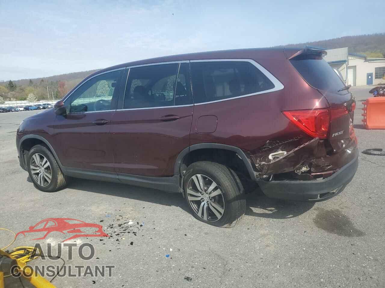 HONDA PILOT 2017 - 5FNYF6H83HB051648