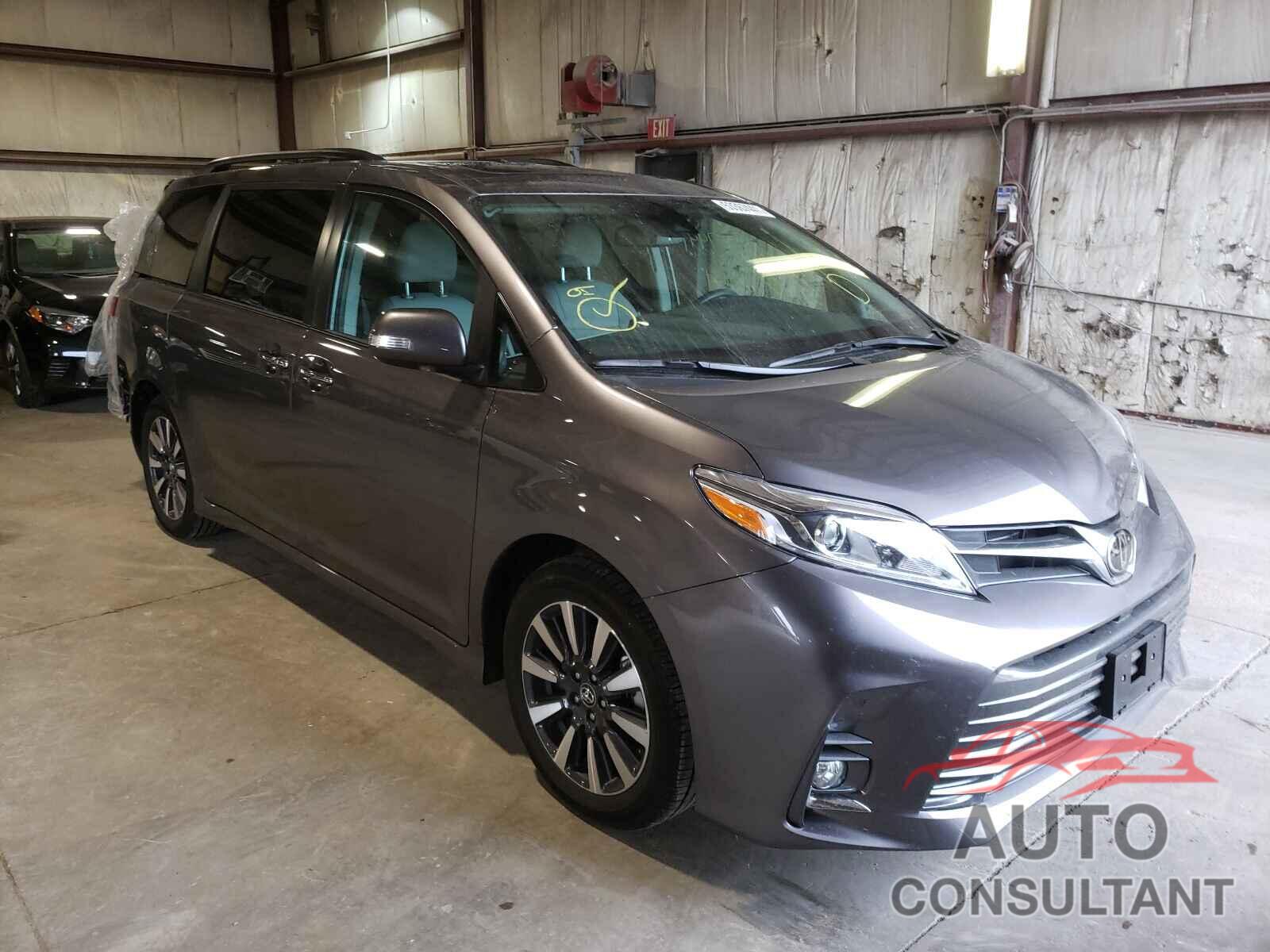 TOYOTA SIENNA 2019 - 5TDYZ3DC2KS013332