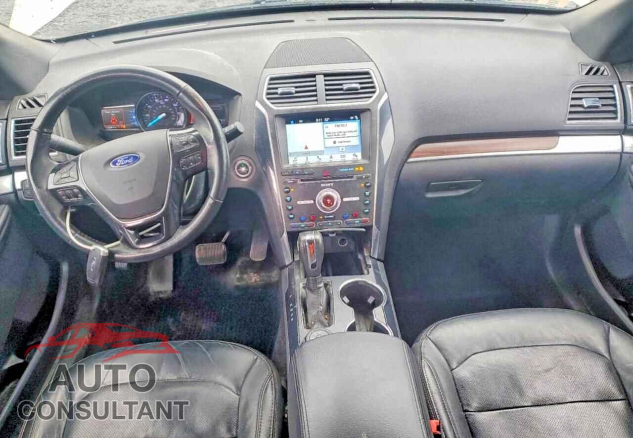 FORD EXPLORER 2018 - 1FM5K8F82JGB83854
