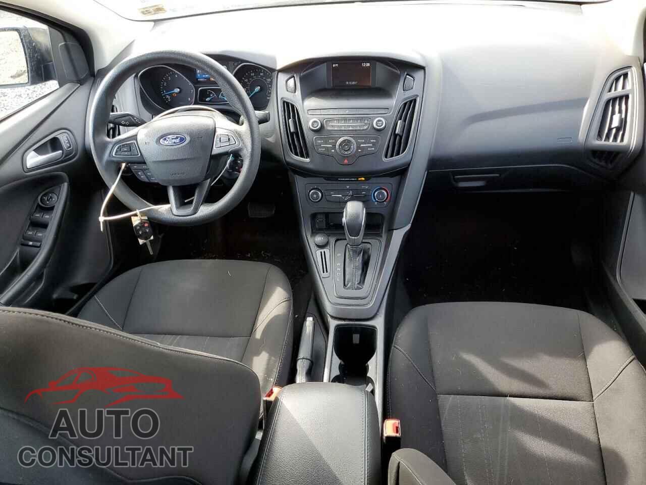 FORD FOCUS 2018 - 1FADP3F28JL208317