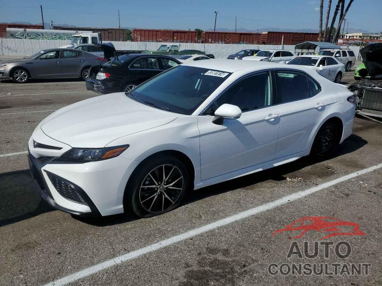 TOYOTA CAMRY 2024 - 4T1G11AK8RU909378