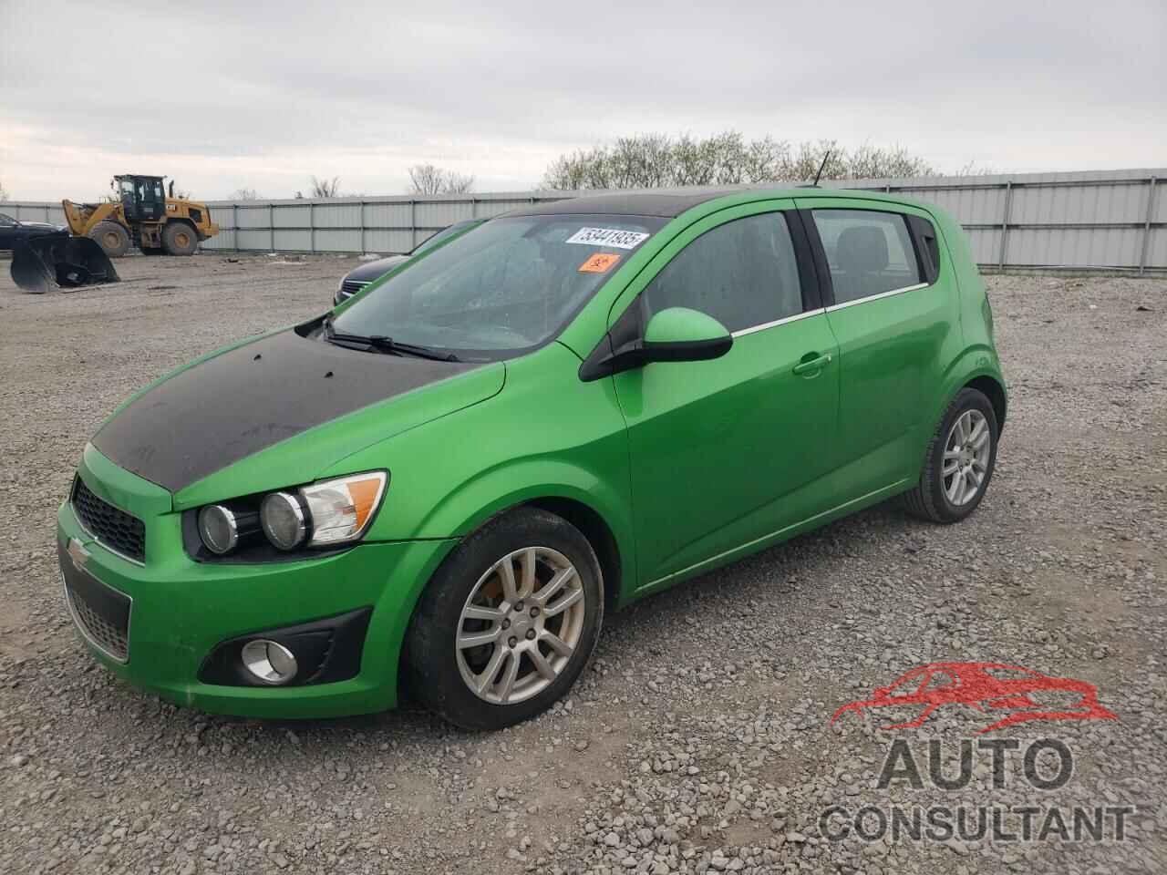 CHEVROLET SONIC 2015 - 1G1JC6SB3F4158582