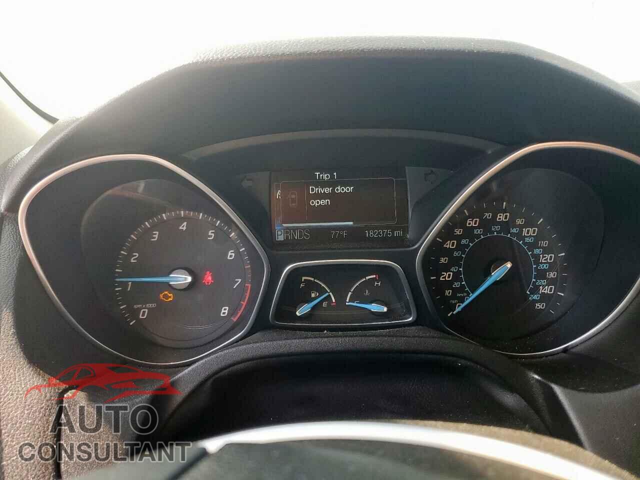 FORD FOCUS 2012 - 1FAHP3N21CL256702