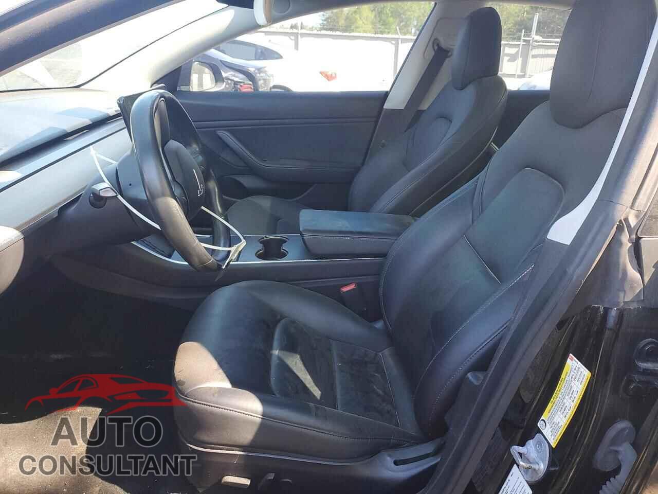 TESLA MODEL 3 2019 - 5YJ3E1EA2KF311018