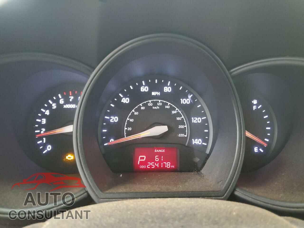 KIA RIO 2013 - KNADN4A32D6270141