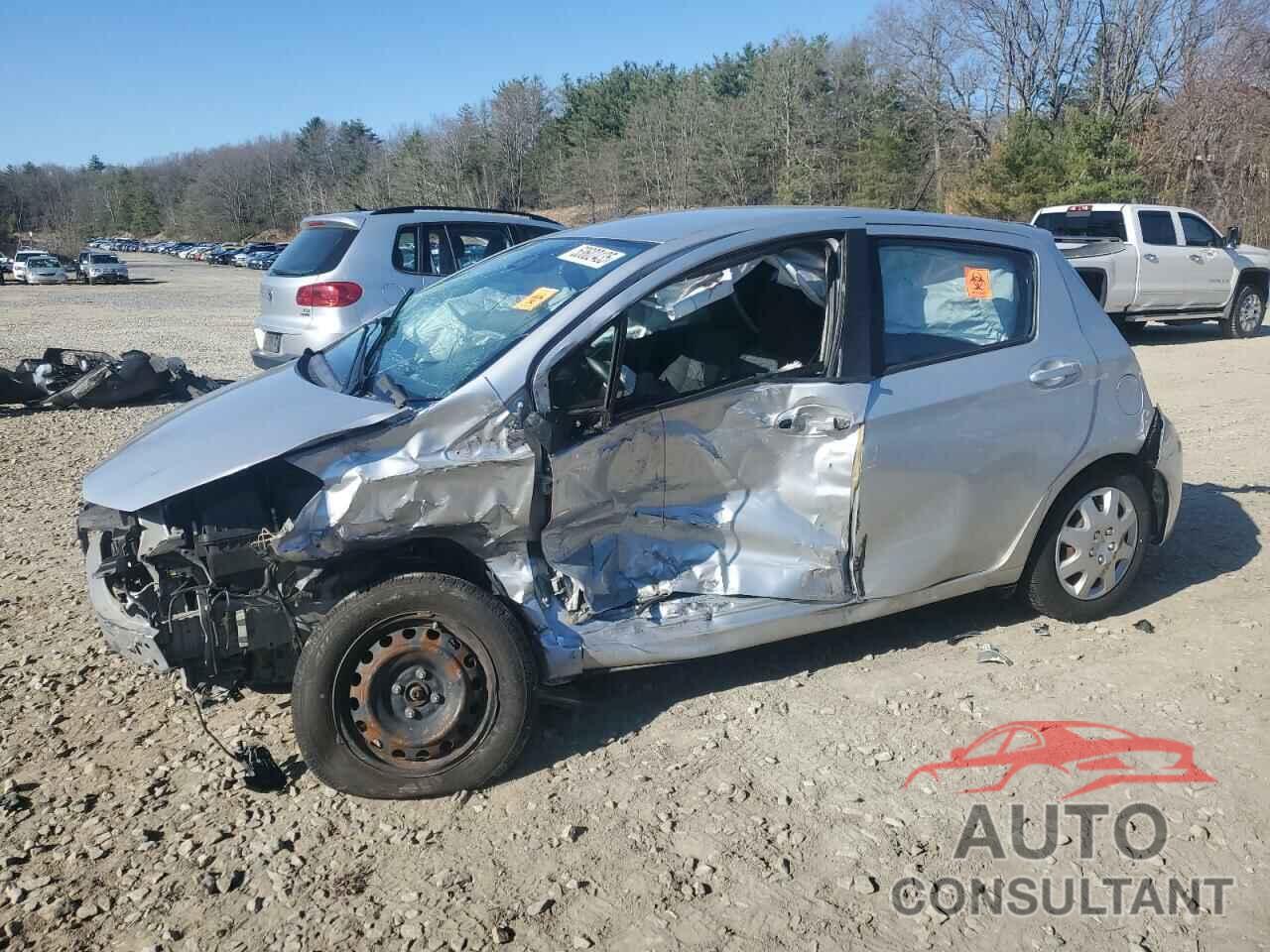 TOYOTA YARIS 2017 - VNKKTUD38HA083766