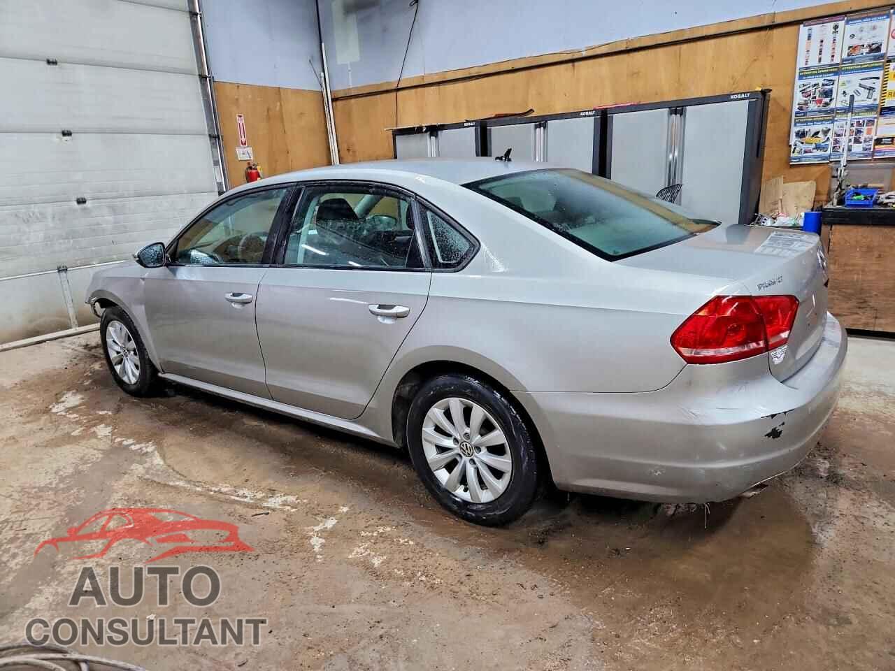 VOLKSWAGEN PASSAT 2012 - 1VWAH7A39CC026711