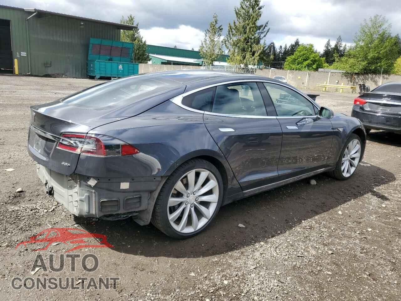 TESLA MODEL S 2016 - 5YJSA1E25GF151210