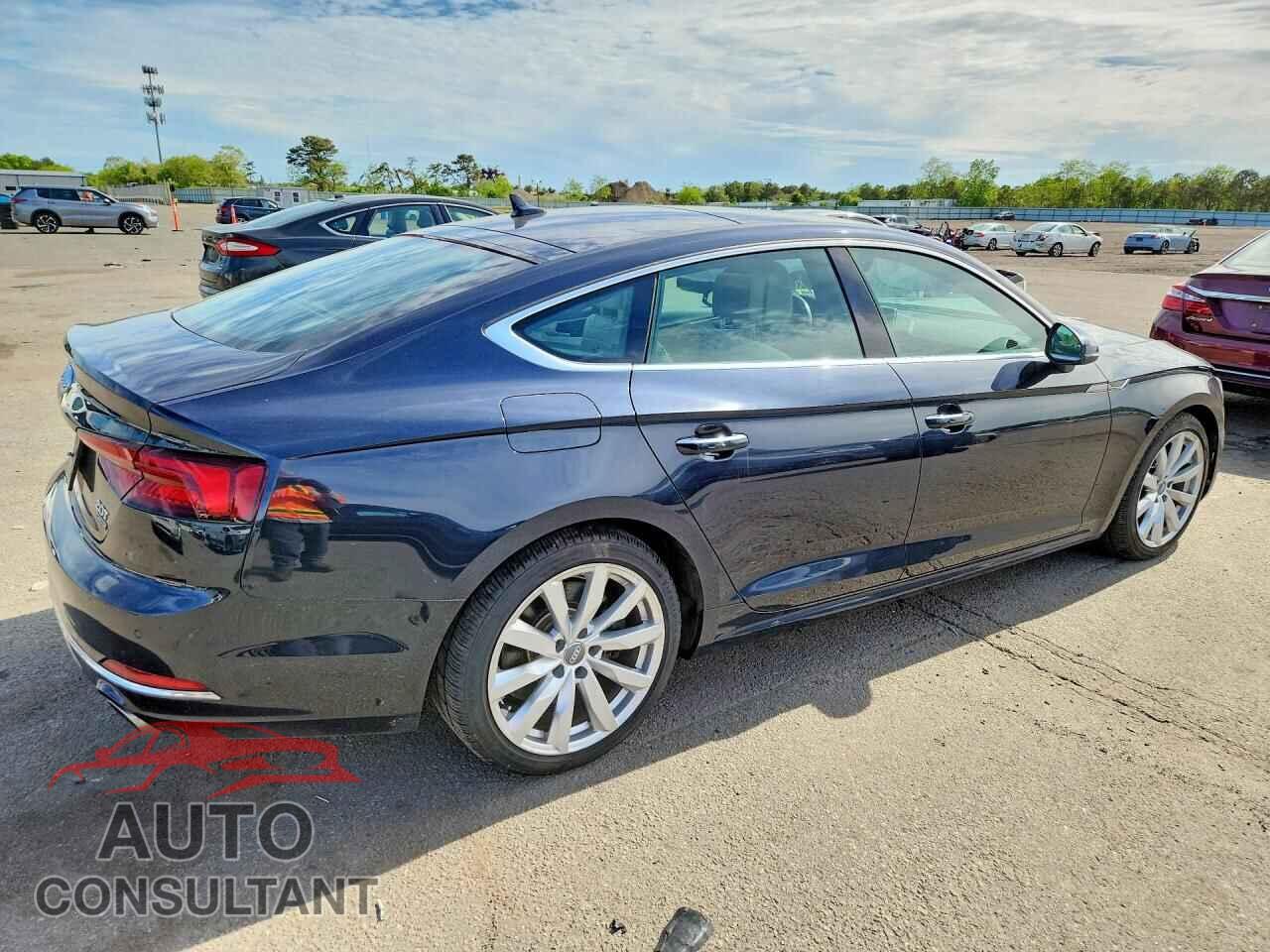 AUDI A5 2018 - WAUBNCF51JA062000