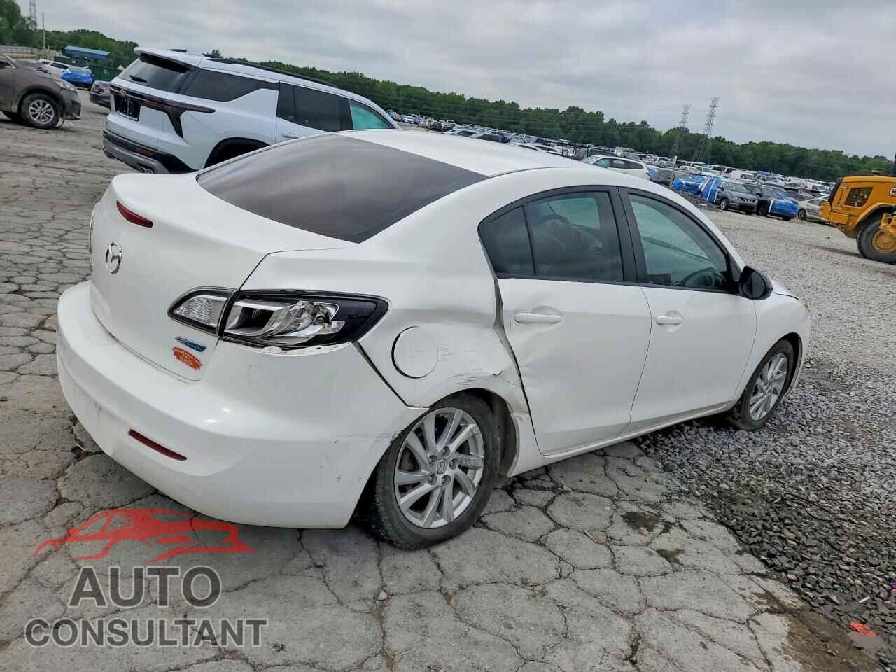 MAZDA 3 2012 - JM1BL1V70C1561003