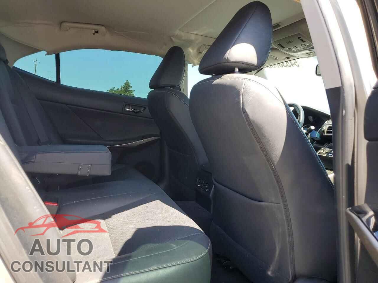 LEXUS IS 2015 - JTHBF1D25F5078549