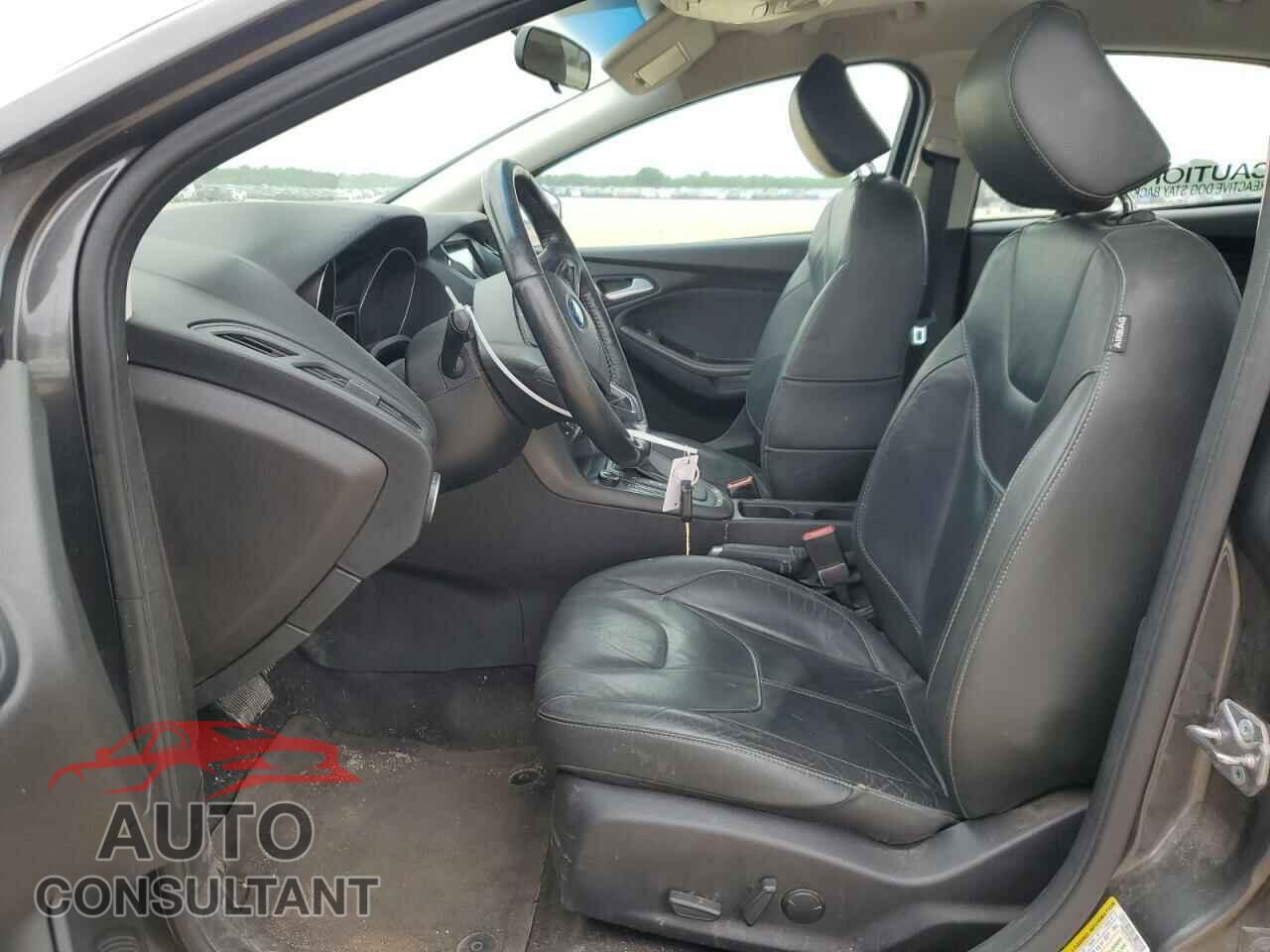 FORD FOCUS 2016 - 1FADP3F28GL326733