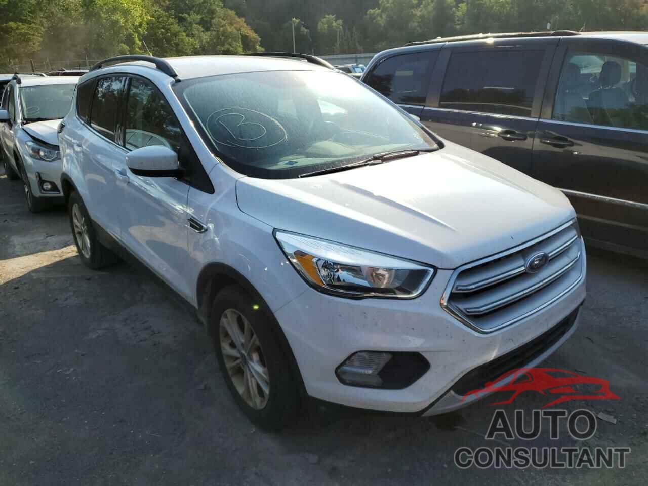 FORD ESCAPE 2018 - 1FMCU0GD0JUA75023