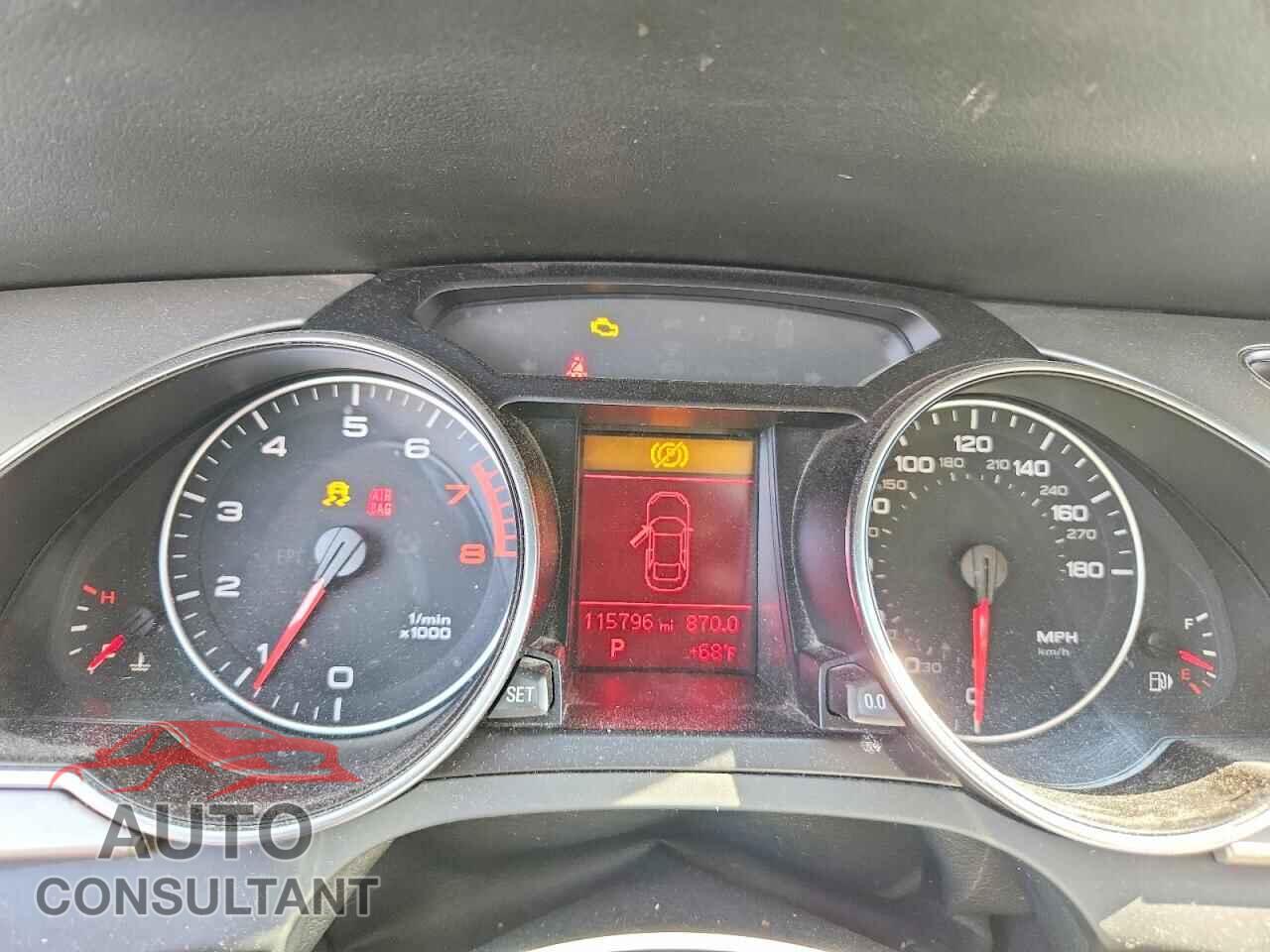 AUDI A5 2010 - WAULFAFRXAA031367