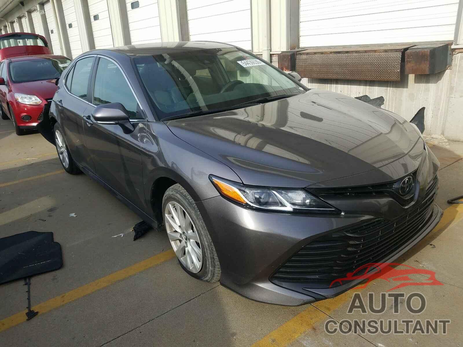 TOYOTA CAMRY 2018 - 4T1B11HK9JU622328
