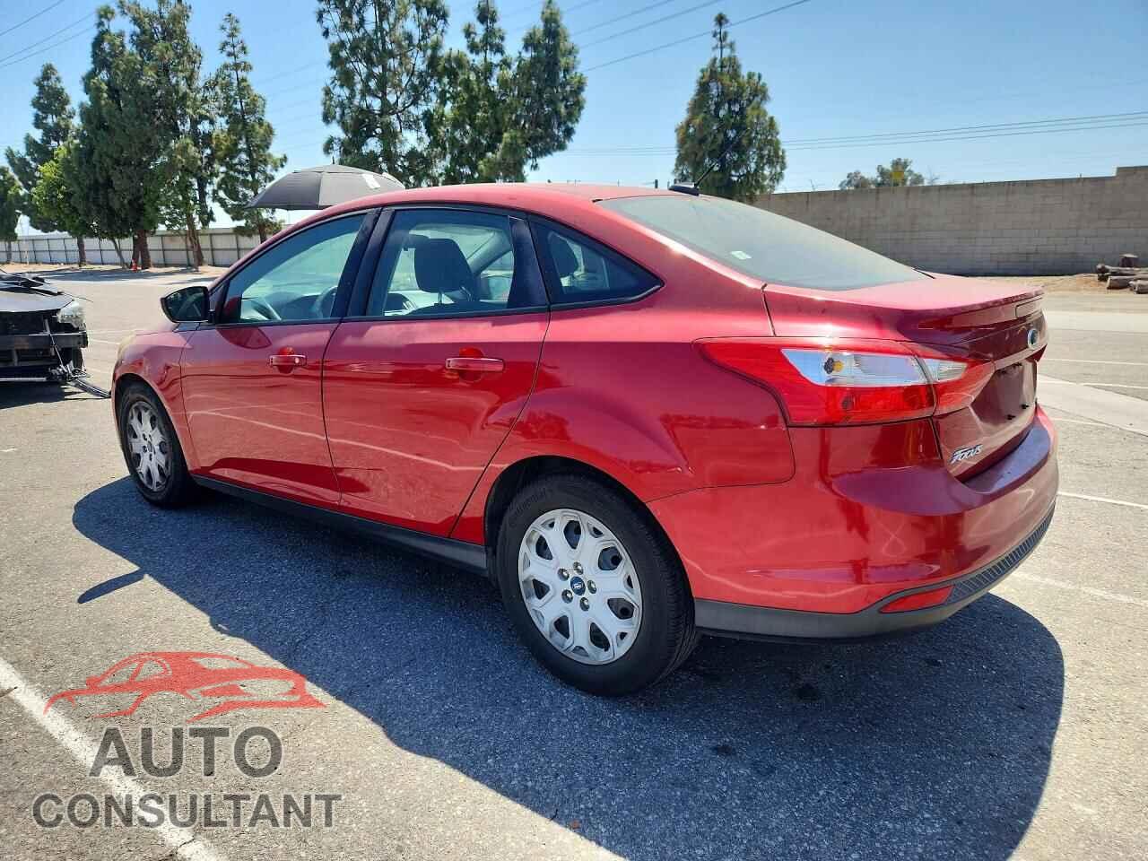 FORD FOCUS 2012 - 1FAHP3F28CL233108