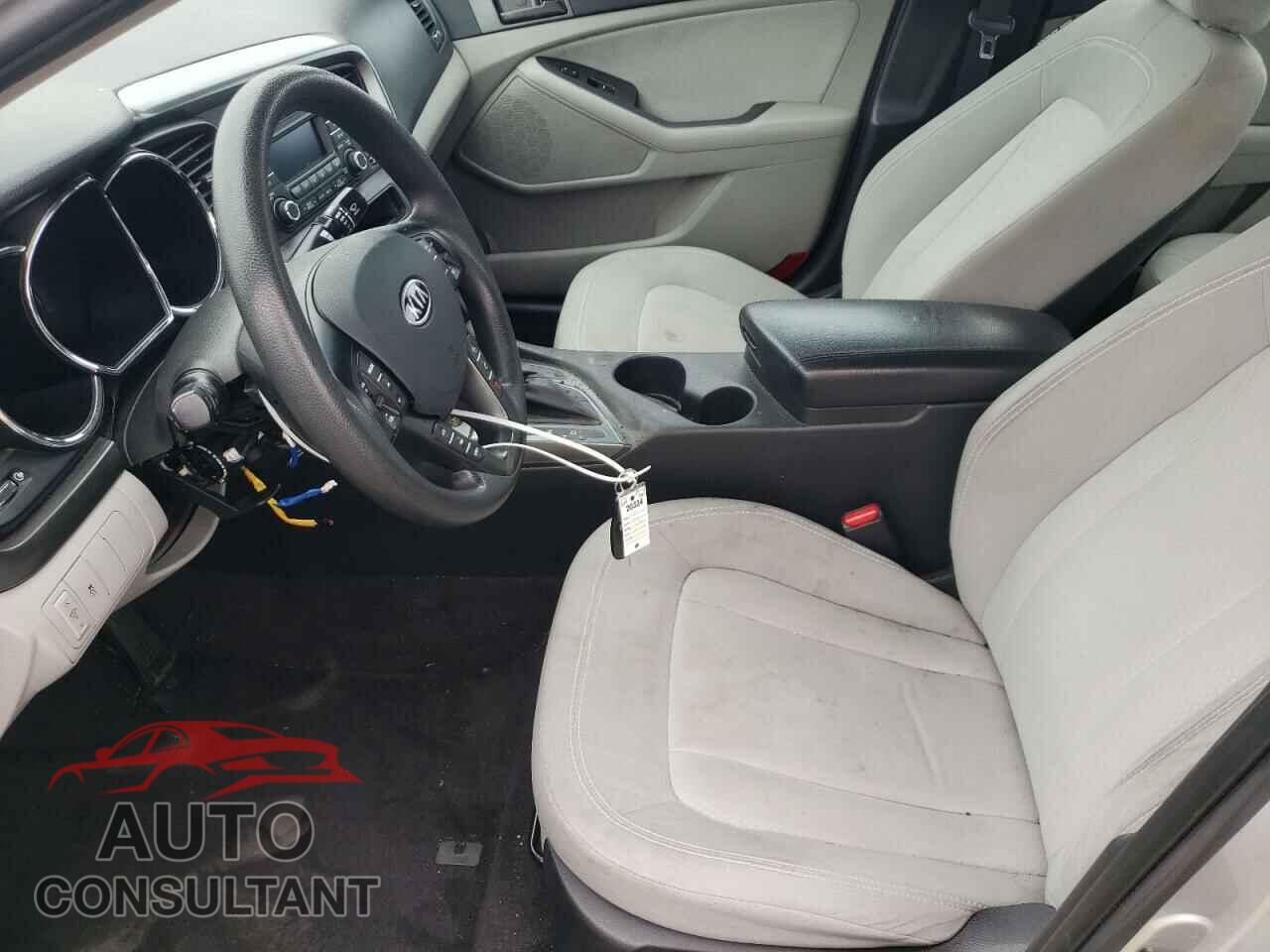 KIA OPTIMA 2011 - KNAGM4A71B5170005