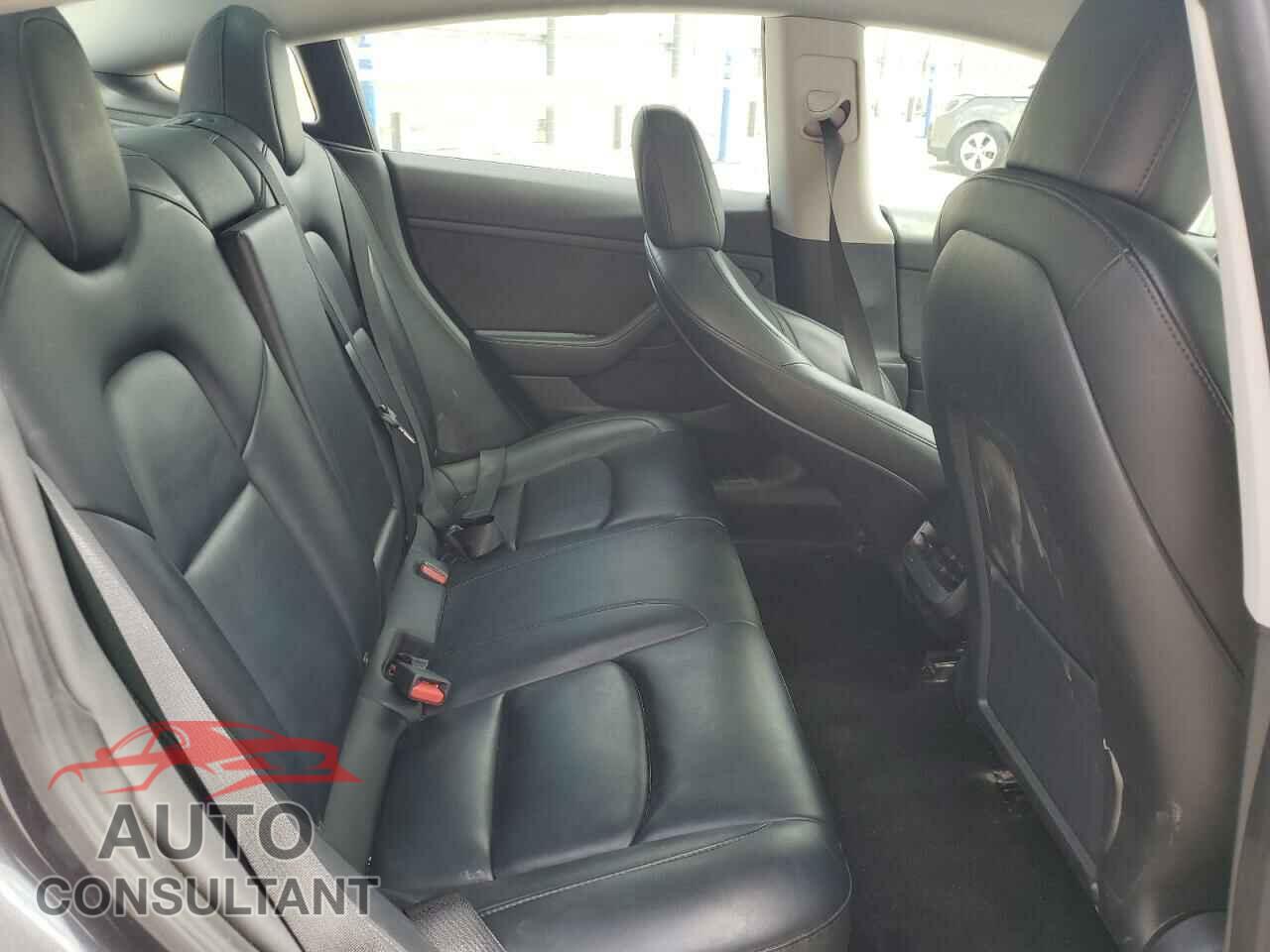 TESLA MODEL 3 2023 - 5YJ3E1EA8PF448309